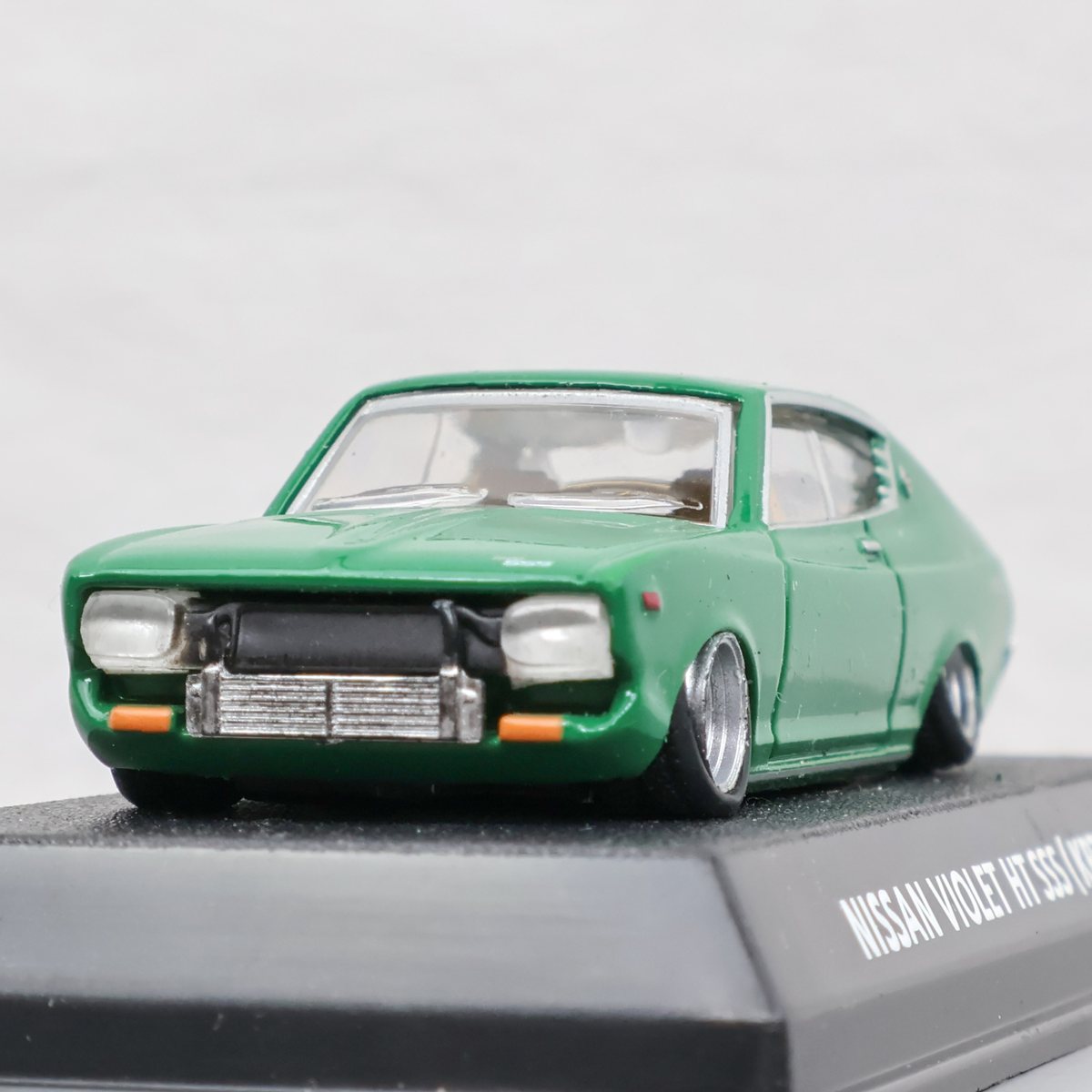 NISSAN VIOLET HT SSS (KP710) 1973 改 キズあり コナミ 絶版名車コレクション Vol.6 ニッサン バイオレット KONAMI